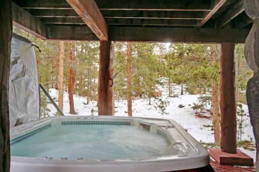 Starfire townhome 1992 has a private hot tub out back
